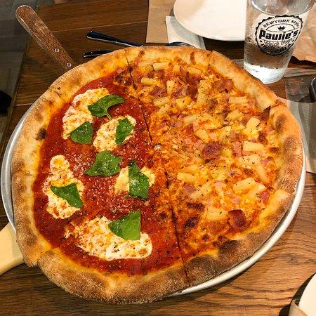 Paulie's Brick Oven Pizzeria